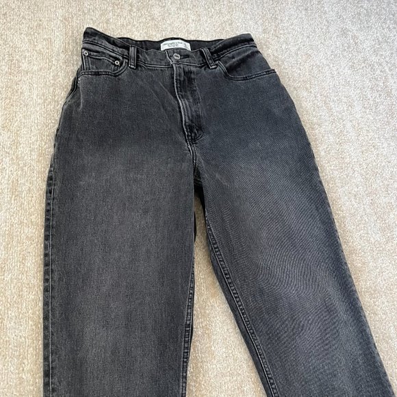 Abercrombie & Fitch The 90s Straight Ultra High Rise Jeans 27 / 4 - Picture 3 of 10